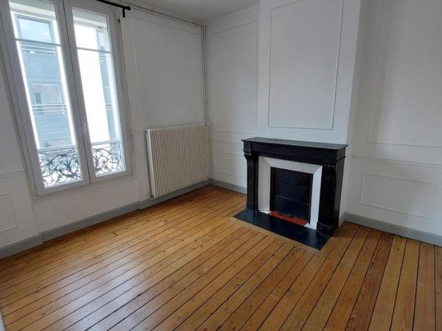Appartement type 3 en hyper centre
