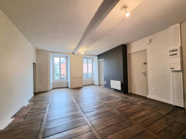 APPARTEMENT TYPE 3 MONTAUBAN DE BRETAGNE