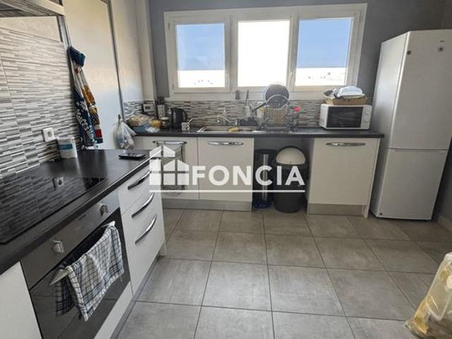 Appartement type 3 proche de toutes commoditées