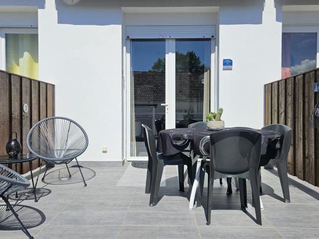 APPARTEMENT TYPE 3, RÉSIDENCE AVEC PISCINE !