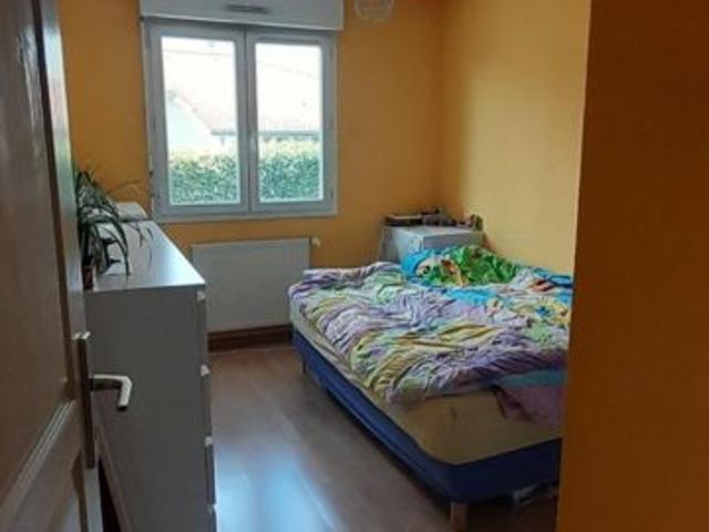 Appartement type 4 dans résidence calme