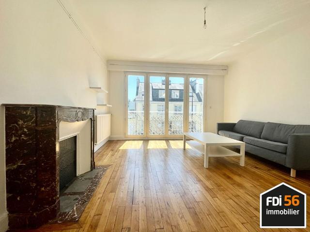 Appartement type 4 meublé Garage Jardin privée rue de Belgique