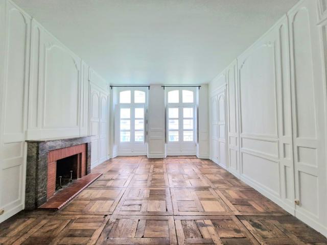 APPARTEMENT TYPE 4 RENNES CENTRE VILLE