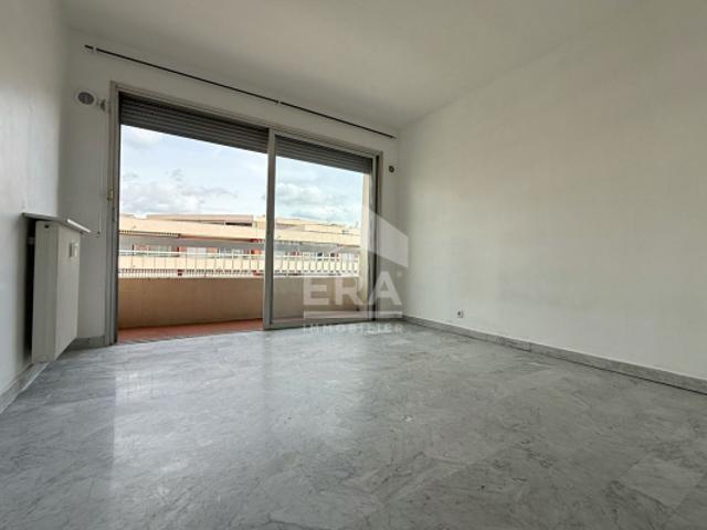 Appartement Vence 1 pièce s 21.8 m2