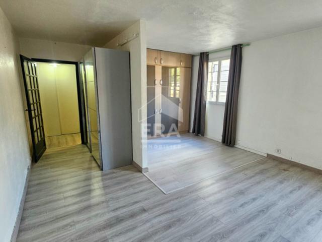 Appartement Vence 1 pièce s 37 m2