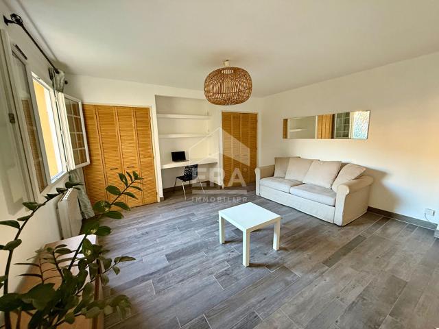 Appartement Vence 1 pièce s 39.50 m2 garage