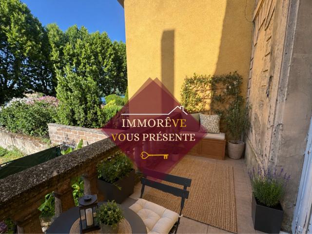 Appartement vendu libre avec balcon