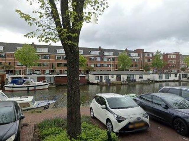 Appartement Veenendaalkade in Den Haag