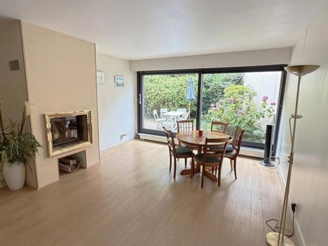 Appartement Verrieres Le Buisson 2 pièce s 59.75 m2
