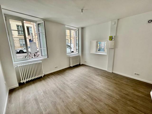 Appartement Versailles 1 pièce 27.84 m2