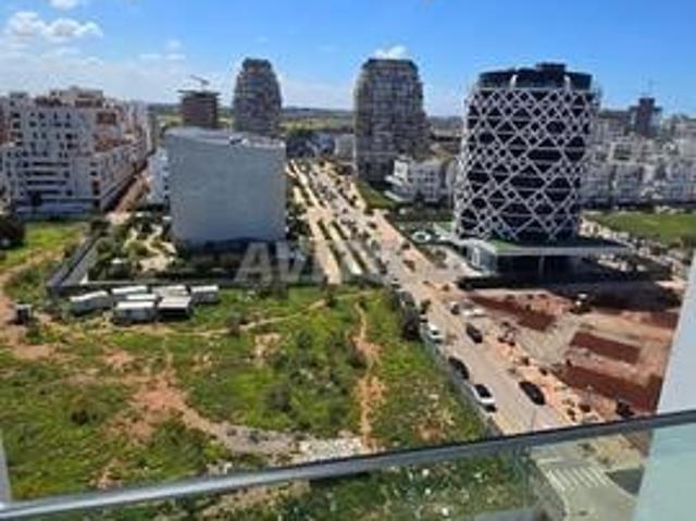 À LOUER – Bel appartement meublé à Mansouria