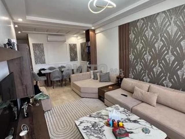 Appartement vide à louer 3 ch à côté de Paul Ain Sbaa