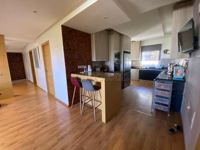 Appartement vide a louer a Hay Riad 3 chambres
