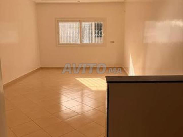 Appartement vide à louer mensuellement dans le quartier El Houda