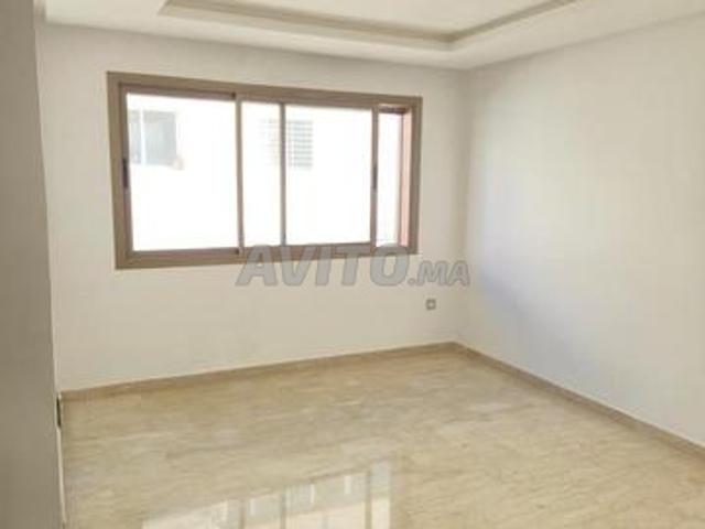 Appartement vide a vendre