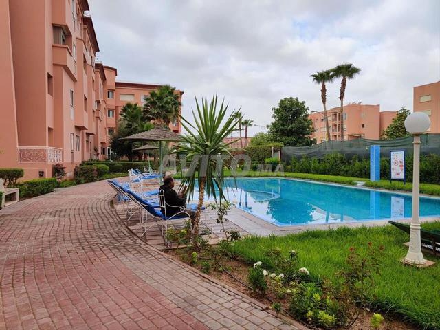 Appartement vide résidence avec piscine