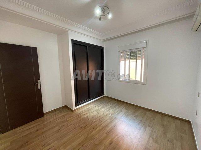 Appartement vide 2 chambres à Mabrouka