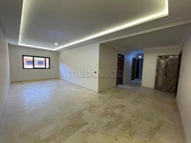 Appartement vide 3 chambres residence avec piscine