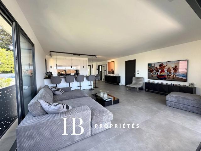 Appartement villa avec vue mer panoramique à Six Fours les Plage