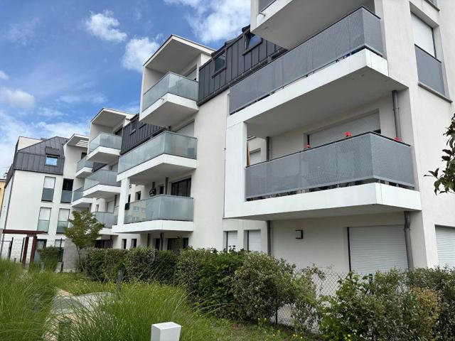 Appartement Villemomble 3 pièce s 67.88 m2 Meublé