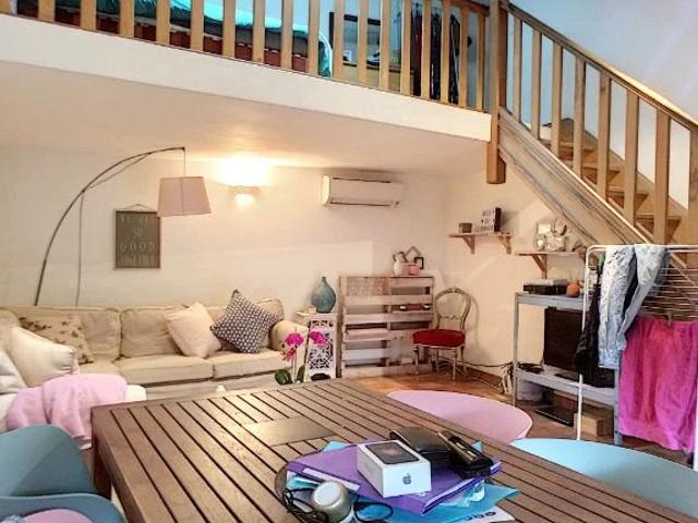 Appartement Villeneuve Les Avignon 2 pièce s Terrasse Clima