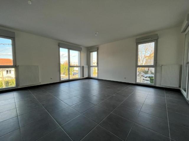 APPARTEMENT VILLEFRANCHE SUR SAONE 3 pièce s 61.14m2