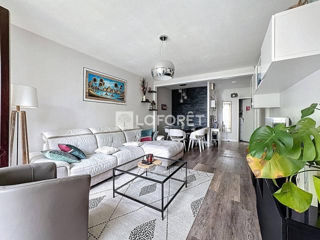 Appartement Villiers Sur Marne 3 pièce s 65 m2