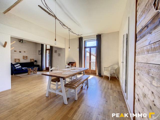 Appartement vue montagnes 3 pièces 72 m2 Tresserve