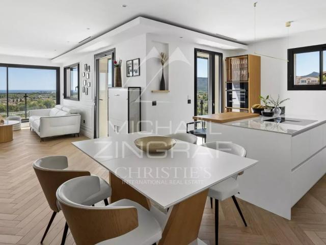 Appartement vue mer au coeur de Mandelieu 79m² Mandelieu la Napoule
