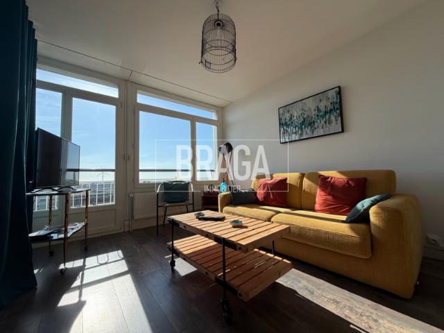 APPARTEMENT VUE MER AVEC ASCENSEUR