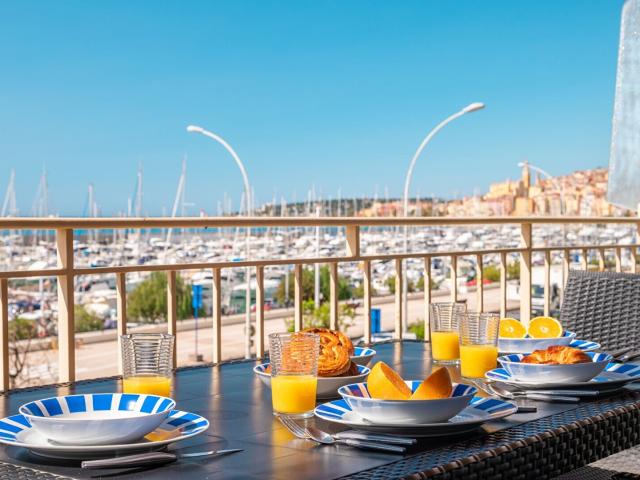 Appartement vue mer avec terrasse