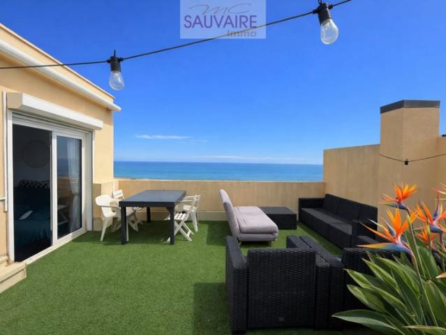 Appartement vue mer avec terrasse