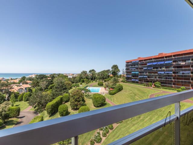 APPARTEMENT VUE MER AVEC TERRASSE, PARC & PISCINE
