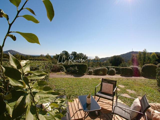 APPARTEMENT VUE MER A SAINT RAPHAEL