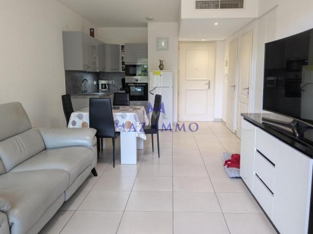 Appartement vue mer à Théoules sur mer