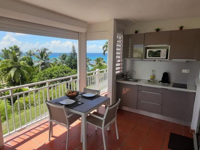 Appartement Vue Mer Anse des Rochers