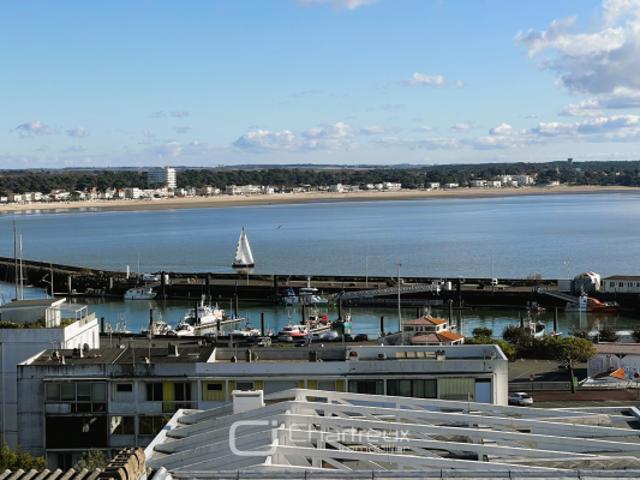 APPARTEMENT VUE SUR MER