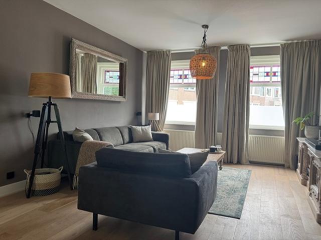 Appartement Zestienhovensekade in Rotterdam