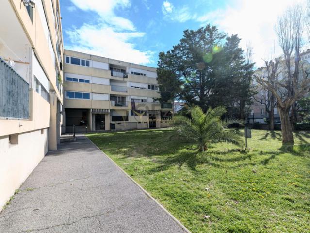 Appartement à Nîmes
