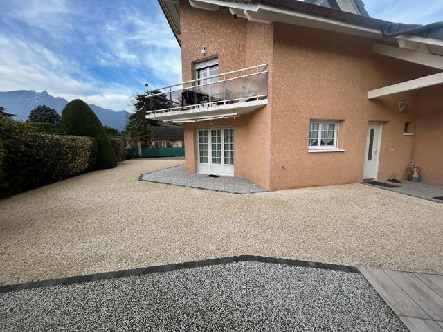 Appartement à Aix les Bains 73100, 3 pièces, de 84m² à 1 300 €