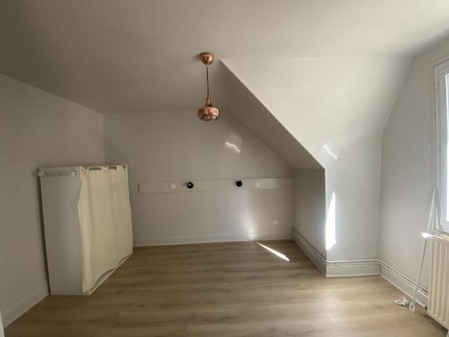 Appartement à Aix les Bains 73100, 1 pièces, de 17m² à 575 €