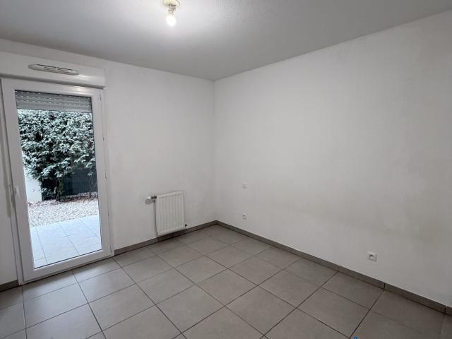 Appartement à Canohès CANOHES T2 AVEC JARDIN