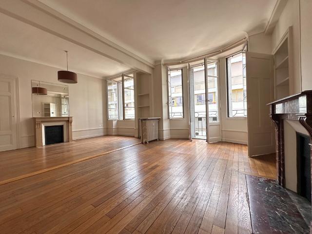 Appartement à Chambéry 73000, 3 pièces, de 88m² à 1 320 €