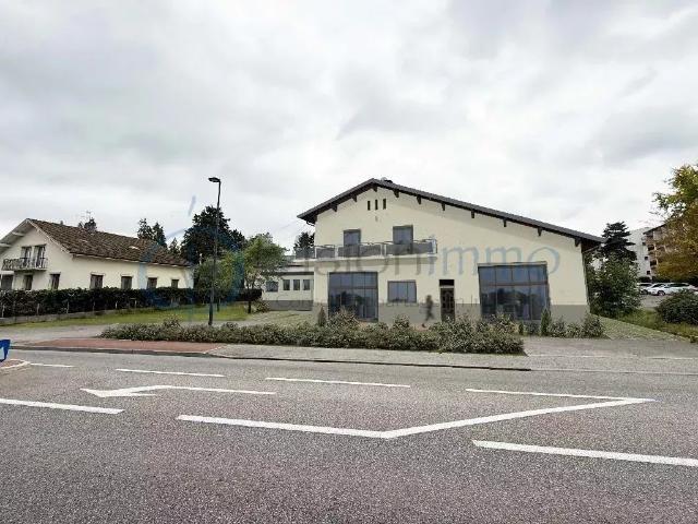 Appartement à façonner en hyper centre de Valleiry