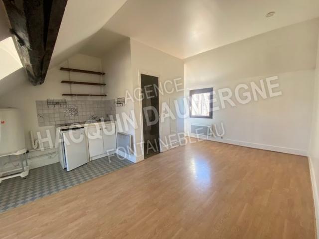 Appartement à FONTAINEBLEAU
