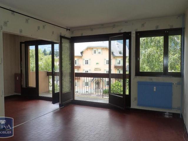 Appartement à La Motte Servolex 73290, 2 pièces, de 66m² à 843 €