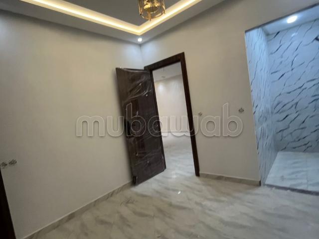 Appartement à l'achat à Bir Rami Ouest. 2 belles chambres