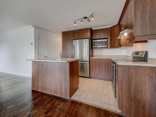 Appartement à Laval Chomedey