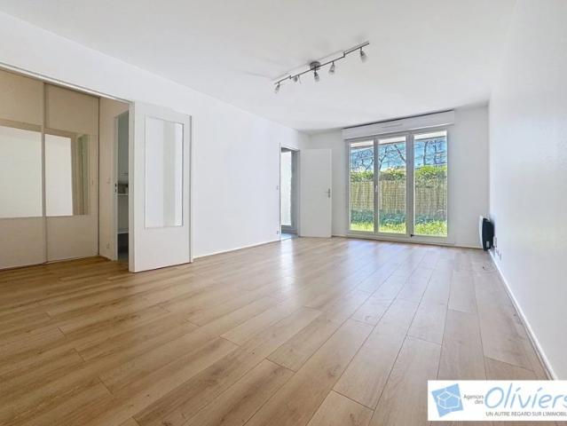 Appartement à louer Montigny le Bretonneux