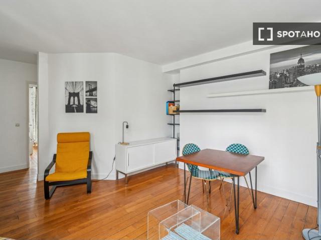 Appartement à louer au Gros Caillou, Paris